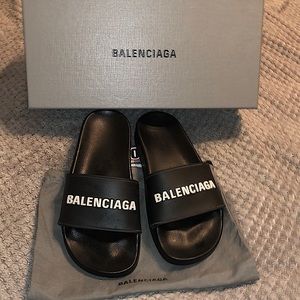 Balenciaga Pool Slides
